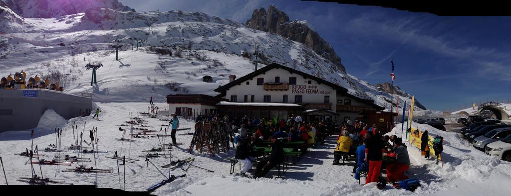 Rifugio Fedaia Hotel Malga Ciapela Luaran gambar