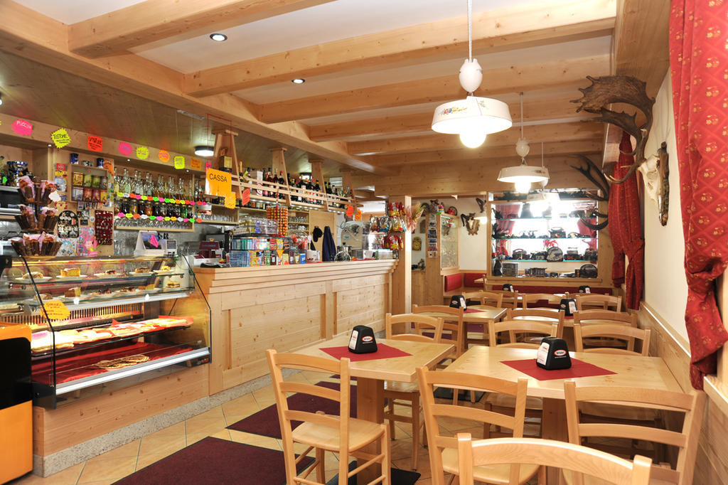 Rifugio Fedaia Hotel Malga Ciapela Luaran gambar