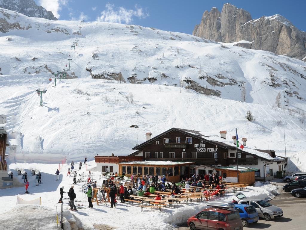 Rifugio Fedaia Hotel Malga Ciapela Luaran gambar