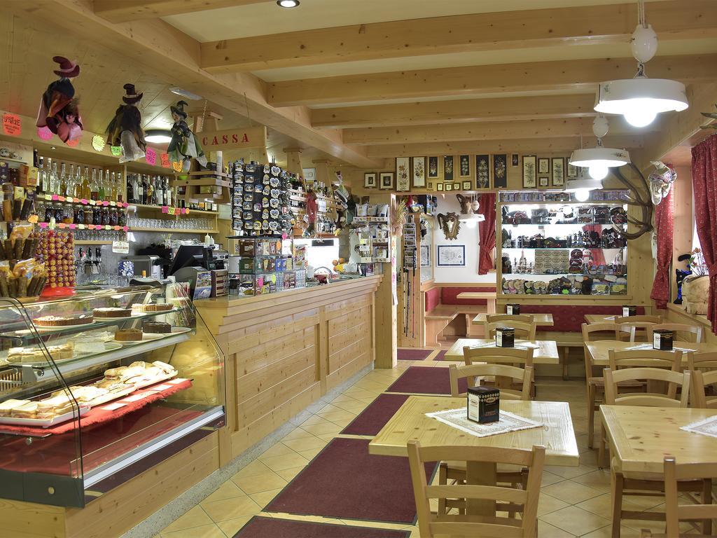 Rifugio Fedaia Hotel Malga Ciapela Luaran gambar