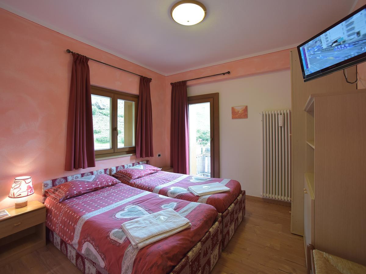 Rifugio Fedaia Hotel Malga Ciapela Luaran gambar